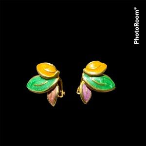 Vintage Leaf Enamel Clip on Earrings